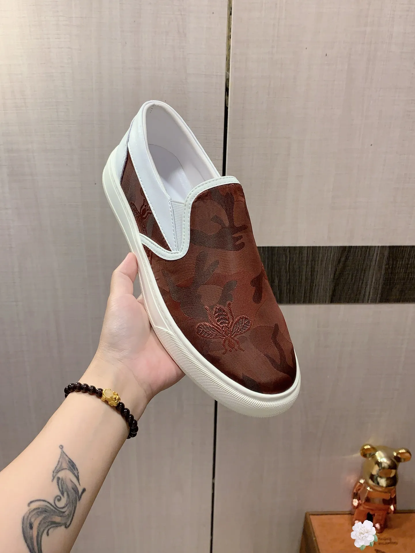 Men's men's shoes💰360💰💰🎩🎩[Lightning][Lightning] "Gucci*" The latest and most popular casual shoes, top brands [seduce] luxury~purchase, top~quality. [Strong] The upper is made of imported breathable cowhide with material ➕ breathable sheepskin lining (•) and fine workmanship. The original stylish and stylish soft rubber wear-resistant and non-slip outsole is light and comfortable on the feet. The real thing looks better when photographed in real life. No. 2661: Code: 38-44, 45 can be customized, 3️⃣ colors are available